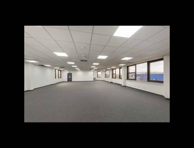 INDUSTRIAL PROPERTY TO RENT IN OLIFANTSFONTEIN